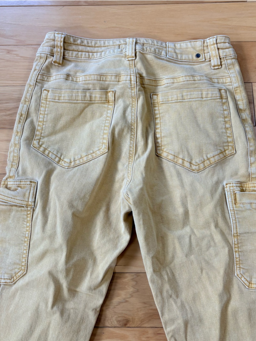 prAna Dollia Ankle Pants Womens Sz 10 Yellow Cargo Mid Rise Stretch Hiking - Picture 3 of 10